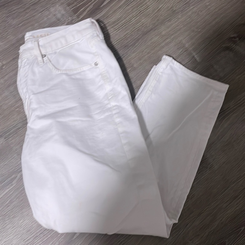 White American eagle jeans
